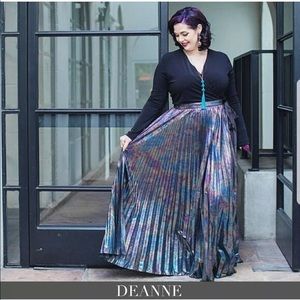 LuLaRoe Deanne Elegant Dress